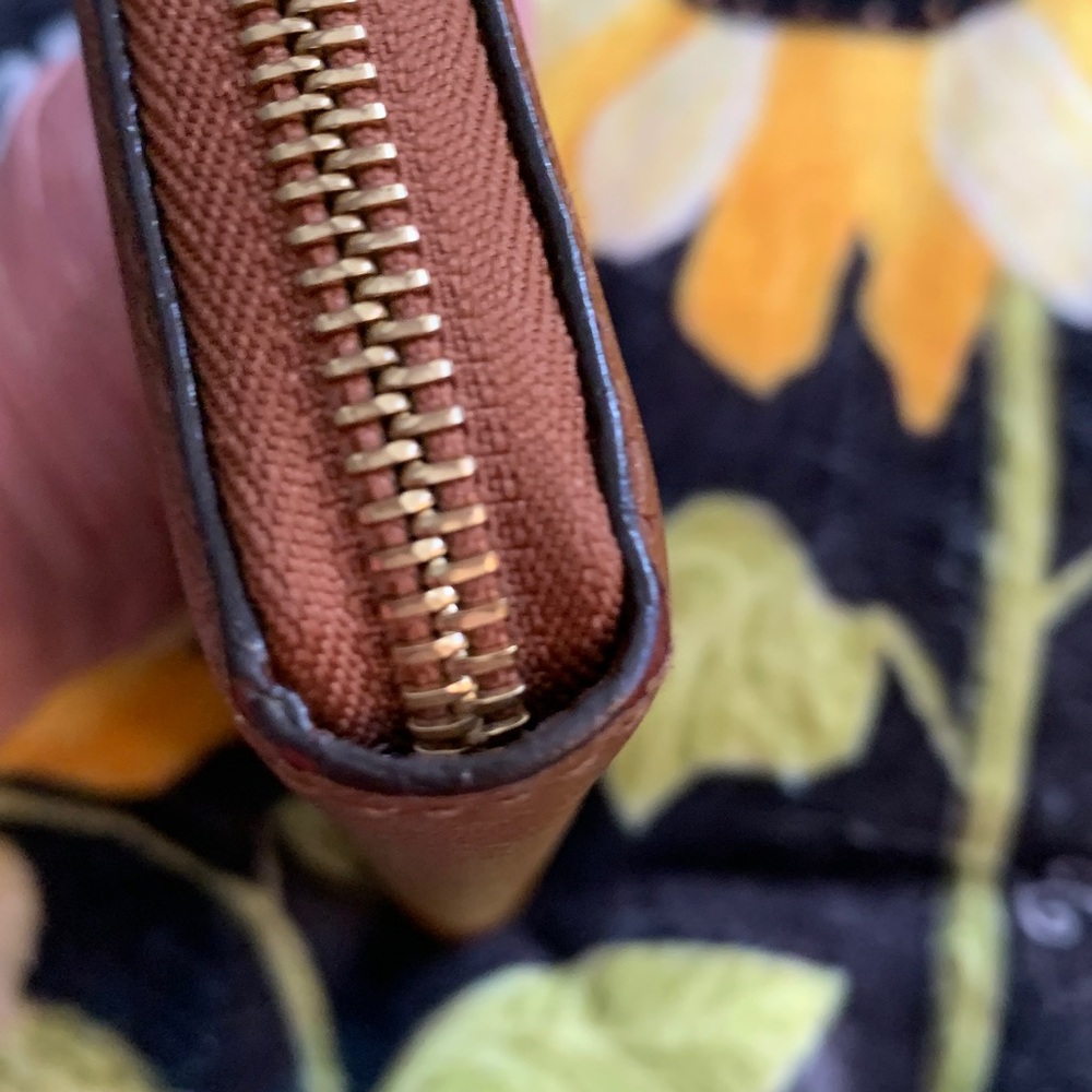 Michael Kors Tan Zip-Around Wallet - Picture 7 of 8